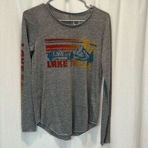 CHASER - women's long sleeve size small tee - Lake Tahoe 💙